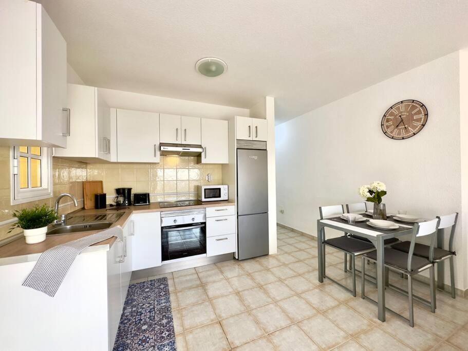 Penthouse With Ocean Views - Torviscas Διαμέρισμα Costa Adeje  Εξωτερικό φωτογραφία