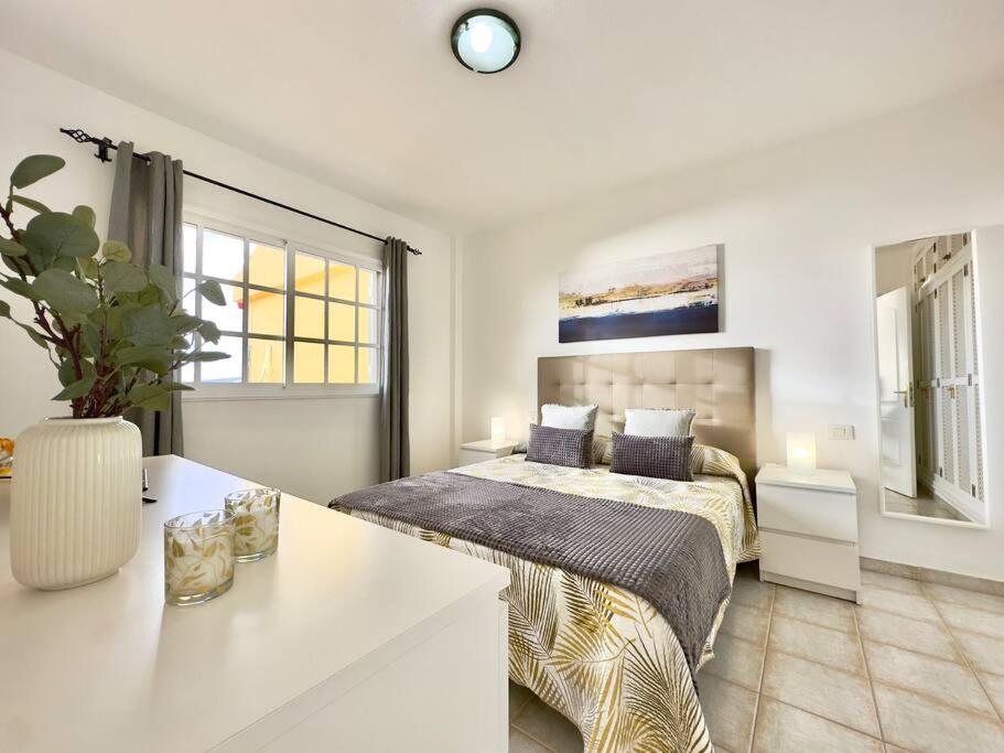 Penthouse With Ocean Views - Torviscas Διαμέρισμα Costa Adeje  Εξωτερικό φωτογραφία