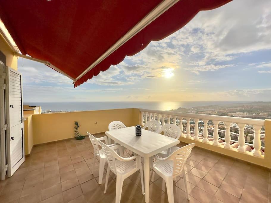 Penthouse With Ocean Views - Torviscas Διαμέρισμα Costa Adeje  Εξωτερικό φωτογραφία